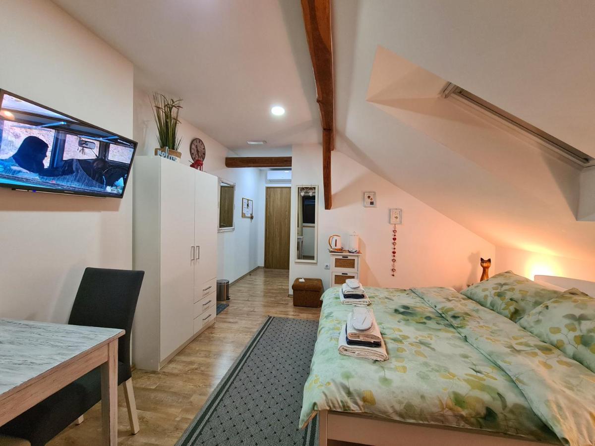 Rooms Garden Slunj Exterior foto