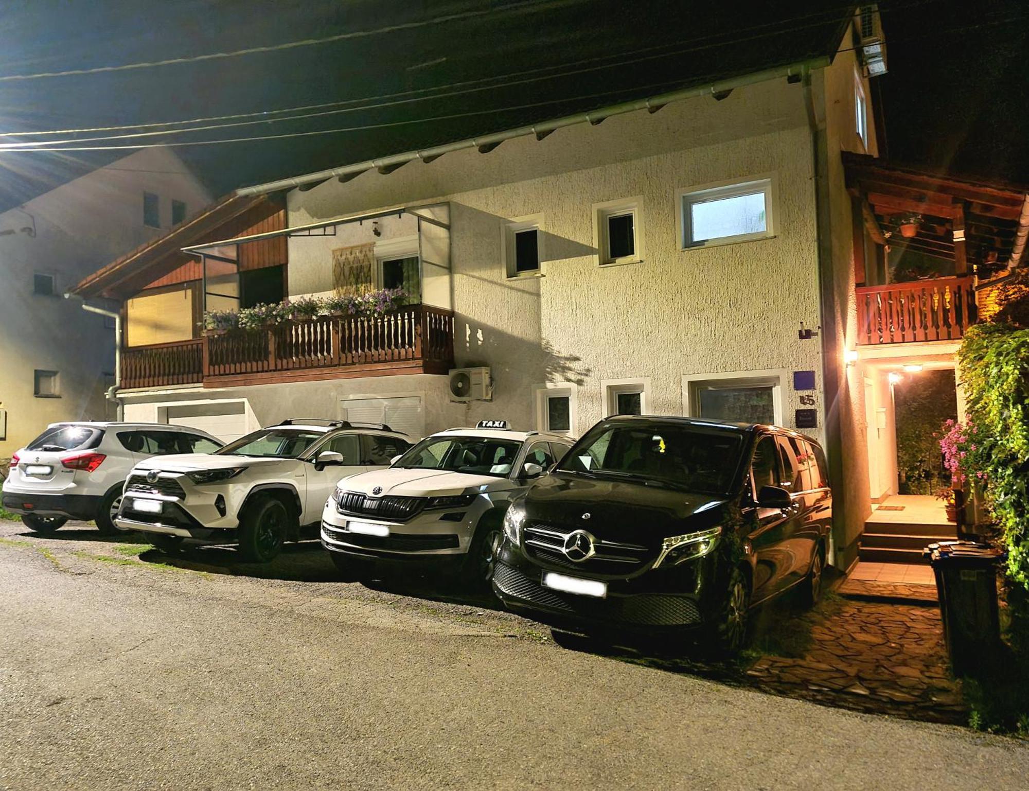 Rooms Garden Slunj Exterior foto